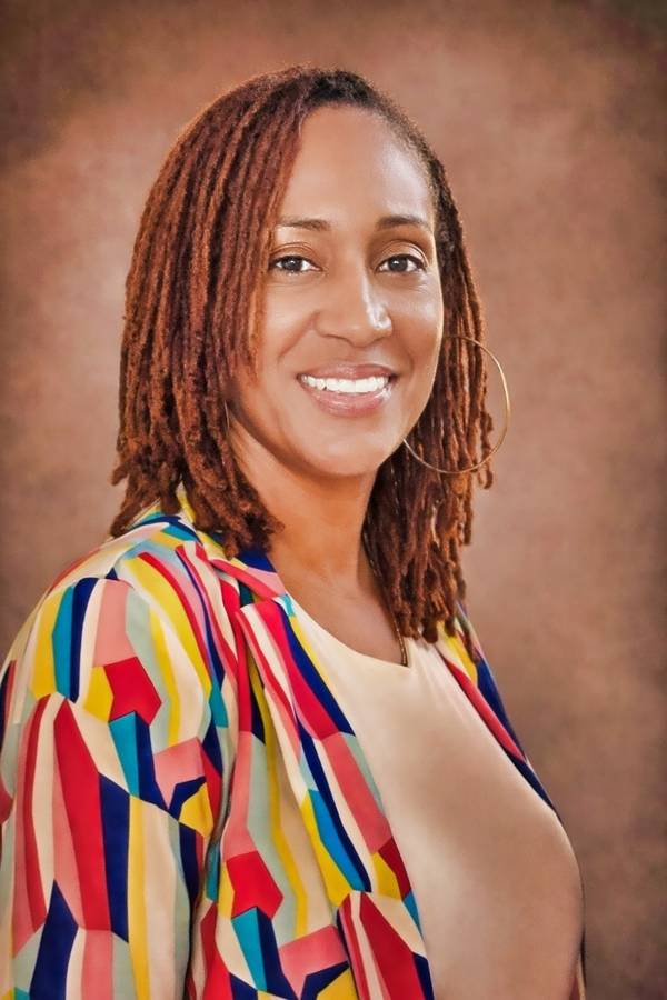 Chandra Preston - Author